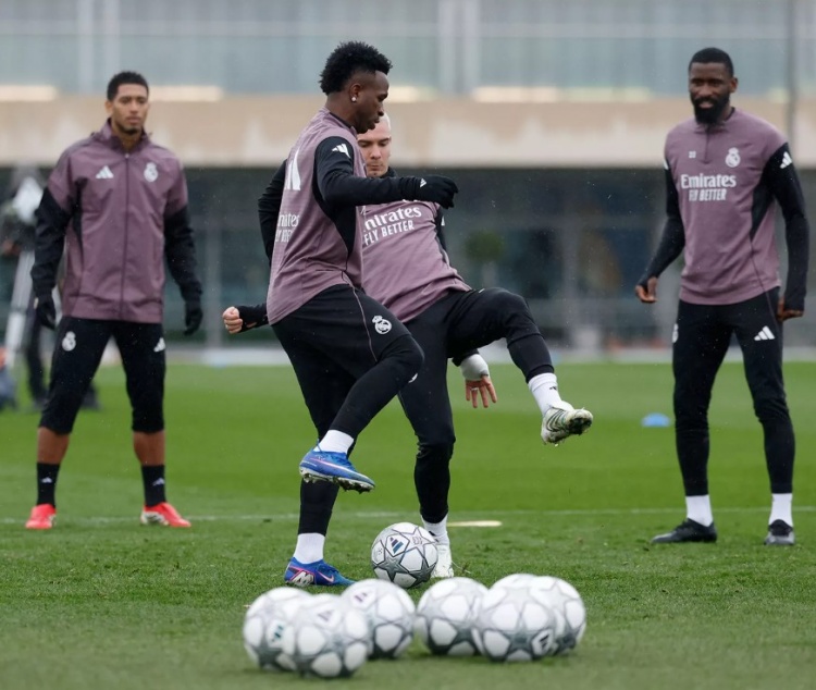 球探体育即时比分-官方：吕迪格参加部分合练，姆巴佩和A费完成中等强度个人训练