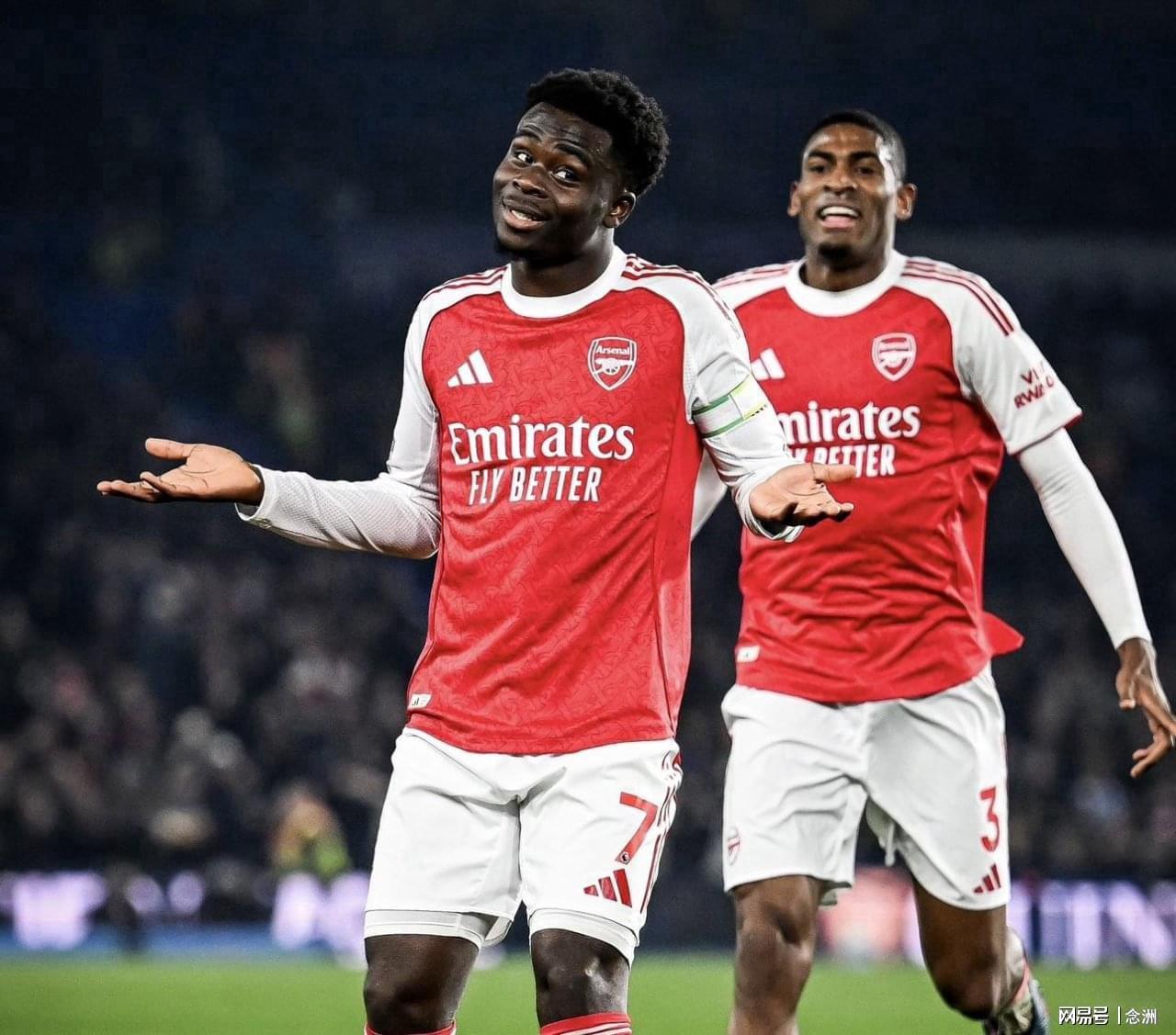 球探体育比分直播-足坛一夜动态：阿森纳领先曼城7分！曼联遭绝杀首败 切尔西逆转